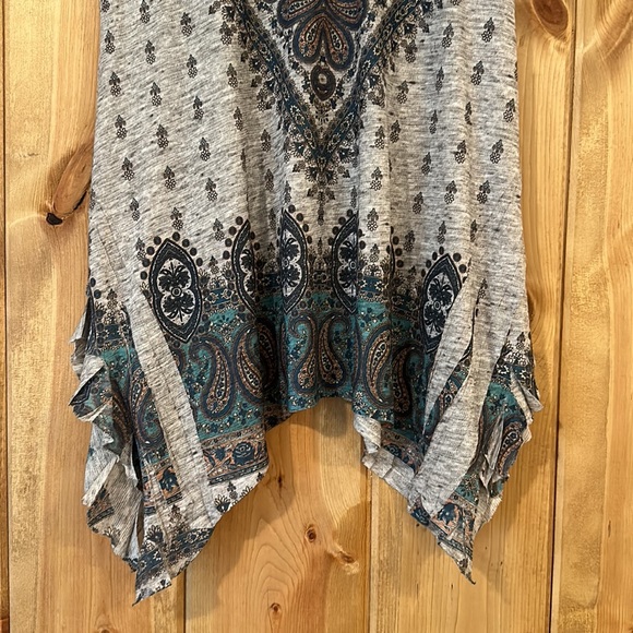 Altar’d state tunic - Picture 4 of 12